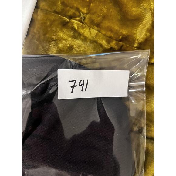 NWT Prana Ebelie Short Womens Medium Black‎ Performance Lightweight Granolagirl - Picture 12 of 13